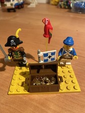 Piraten mit Goldschatz und