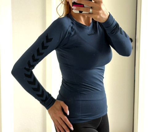 Marken-Sport-Langarmshirt