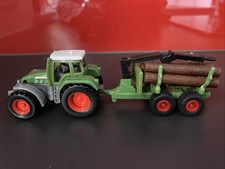SIKU Traktor Fendt Favorit 926 Vario 0858 mit Holzanhänger 1645