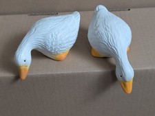 2 Deko Enten oder Gänse aus