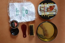 Kleines Reise-Schuhputz-Set in Blechdose, retro, für unterwegs, dekorativ