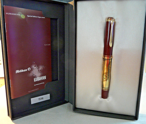 Pelikan humankind expo 2000 - pelikan,