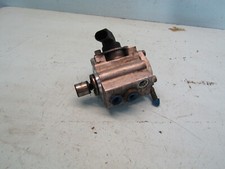 Audi A4 8E B6 2,0L FSI AWA 110KW 150PS Hochdruckpumpe Kraftstoffpumpe 06D127025P