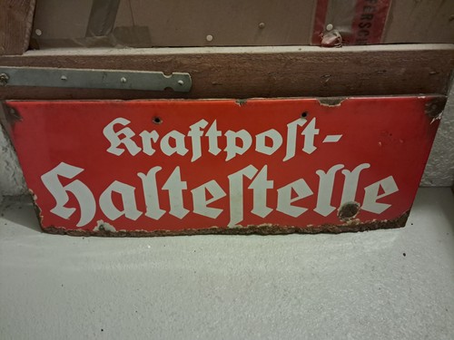 Haltestellenschild kraftpost - haltestellenschild,