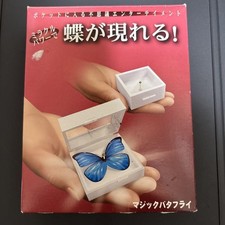 Tenyo Magic Butterfly Trick Easy Close-Up Illusion Gimmick Spielzeug Partywar...