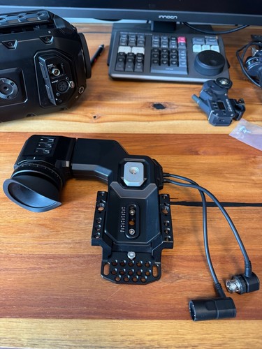 Blackmagic ursa viewfinder mit - blackmagic,