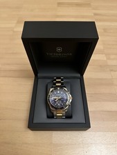 Victorinox Herrenuhr Maverick