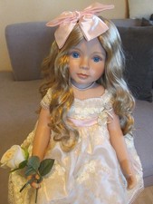 Künstlerpuppe aus * Pearls