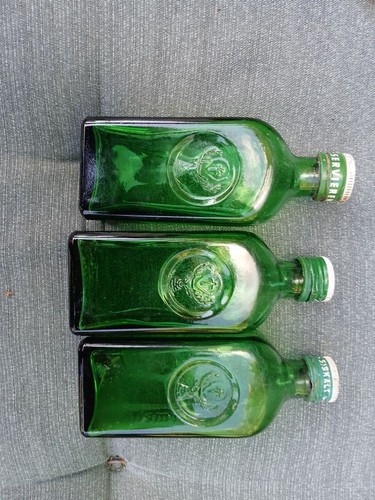 Jägermeisterflaschen alt mit