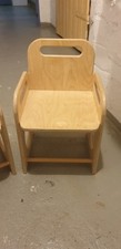 2 Holzstühle für Kleinkinder 