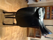 schwarzer Dressursattel von Passier,Modell Grand Gilbert , 17 Zoll