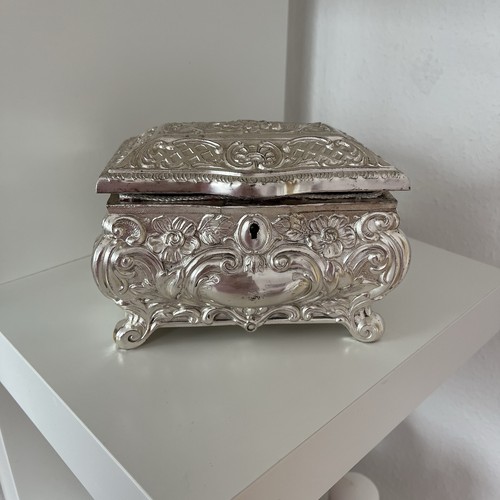 Spieldose barock blumenmuster - barock,