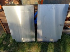 2 Edelstahlseitenwände