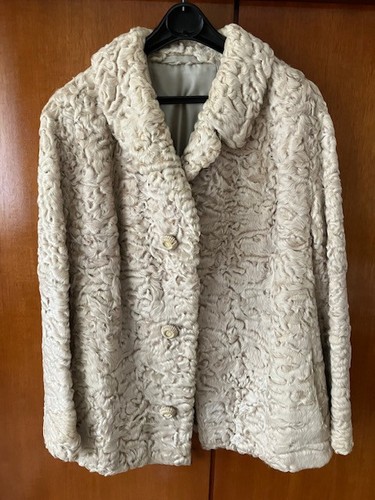 Pelzjacke mit schönen details - schönen,