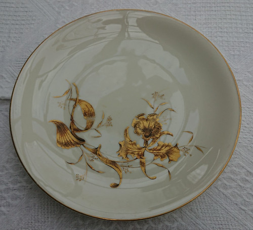 Teller mit goldrand und - teller,