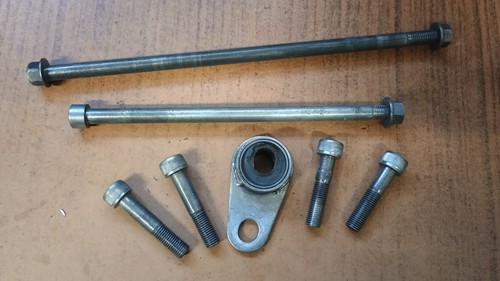 Motorhalter motorbolzen - motorhalter,