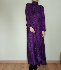 Lila Maxi Kleid Lang Muster