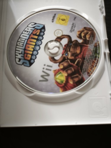 Skylanders giants - skylanders,