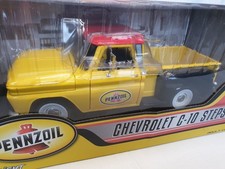 Chevrolet C-10 Stepside (1965) | mehrfarbig | 1:18 | Greenlight