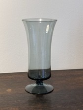 SF WMF Wilhelm Wagenfeld seltene Vase mit Fuß turmalin Glas Design