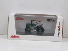 Steyr 80 Traktor mit Mähwerk