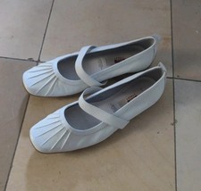 easy STREET - weiße