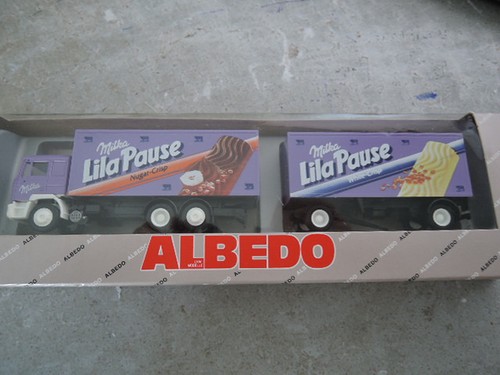 Albedo 200222 man - albedo, hänger