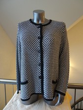 Strickweste oder Strickjacke