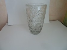 Blumenvase  / Geschliffenes Glas