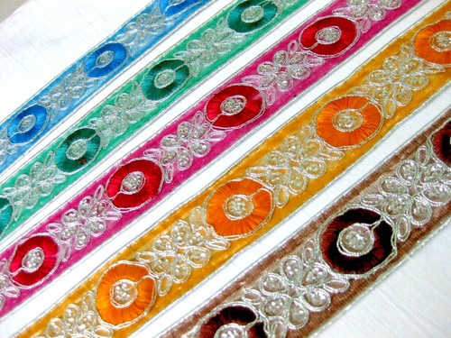 Organza borte mit pailletten - mit,