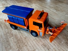 Bruder Schneeräumfahrzeug