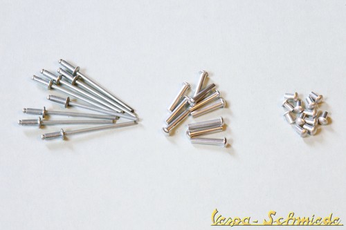 Vespa set nieten - vespa,
