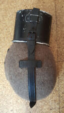 Original frühe Feldflasche der Polizei mit Beriemung und Becher ähnl. Wehrmacht