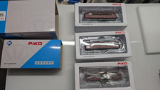 3 Piko Schienenbusse und Steuerwagen 59614 , 52724 VT98 und VS 98 / unbespielt
