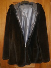 Damen Winter Jacke  Mantel 38 Kunstpelz mit Kapuze