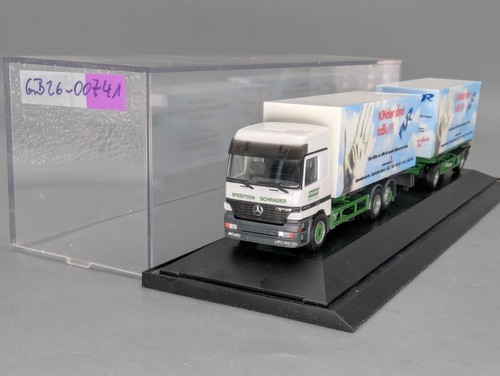 Lkw modell herpa mercedes - 1:87,