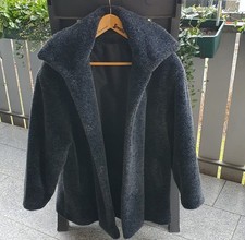 Wunderschöner Webpelz-Mantel