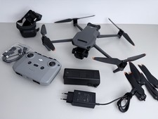 DJI Mavic 3 - Quadrokopter Drohne inkl. Koffer