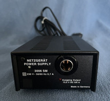 Netzgerät Netzteil 3006SM 230V~ 50Hz Festspannungs-Netzgerät