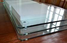 Glasscheiben ca. 90x45cm, 3 Stück, Sicherheitsglas mit Bohrungen, Top Zustand