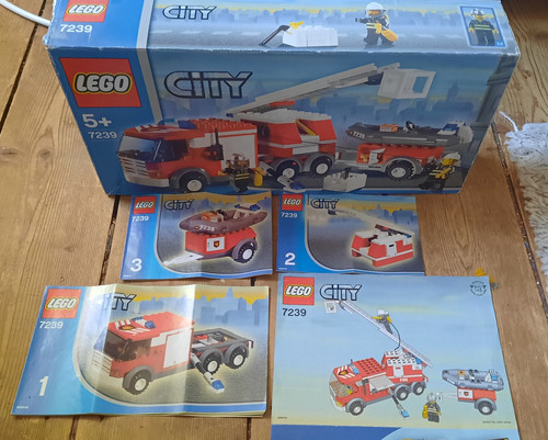 Lego city 7239 - city,