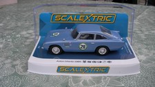 Scalextric C4599  Aston Martin DB5  #28  Blue & Yellolw  Historic Gt Racing  NEU