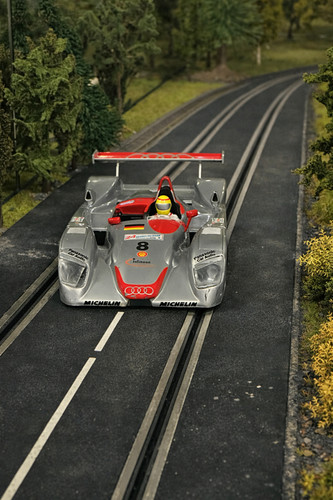Carrera exclusiv audi r8 - 1:24,