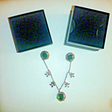 Himmelblau by Lola Paltinger Charivarie grün