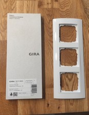 Gira Abdeckrahmen Rahme 3 fach reinweiß Event 0214803