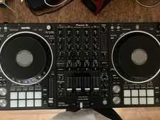 Pioneer DDJ-1000SRT DJ