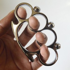 Skull Knuckle Duster Vintage