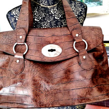 Gerry Weber Leder Tasche,Braune Farbe, Kroko Prägung, Groß, Sehr gute Zustand