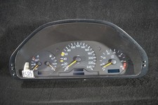 Mercedes W202 Kombiinstrument Tacho 2025401648 Tkm-unbekannt (#290)