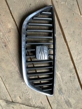 Kühlergrill Frontgrill schwarz chrom Emblem SEAT Ibiza IV 6J0853651